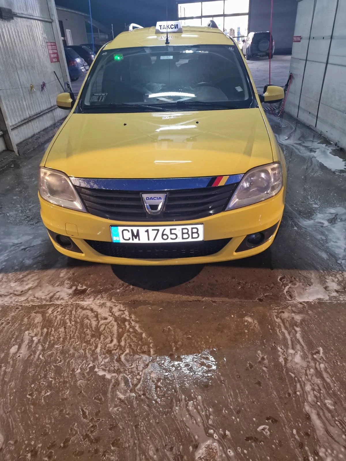 Dacia Logan Газ/бензин, снимка 5 - Автомобили и джипове - 53929372