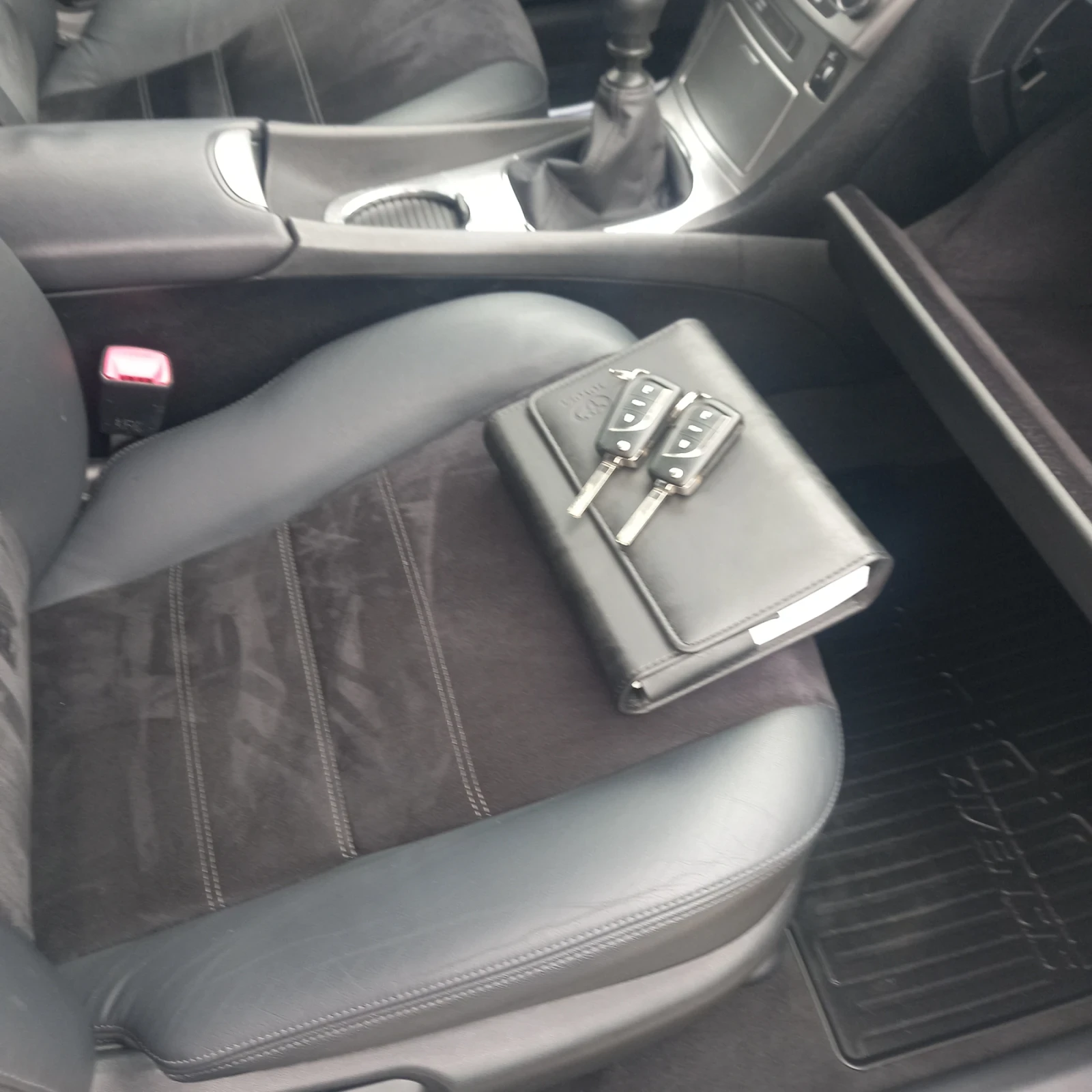 Toyota Avensis 1.8 147 ����  ������ | Mobile.bg � ����������� 14