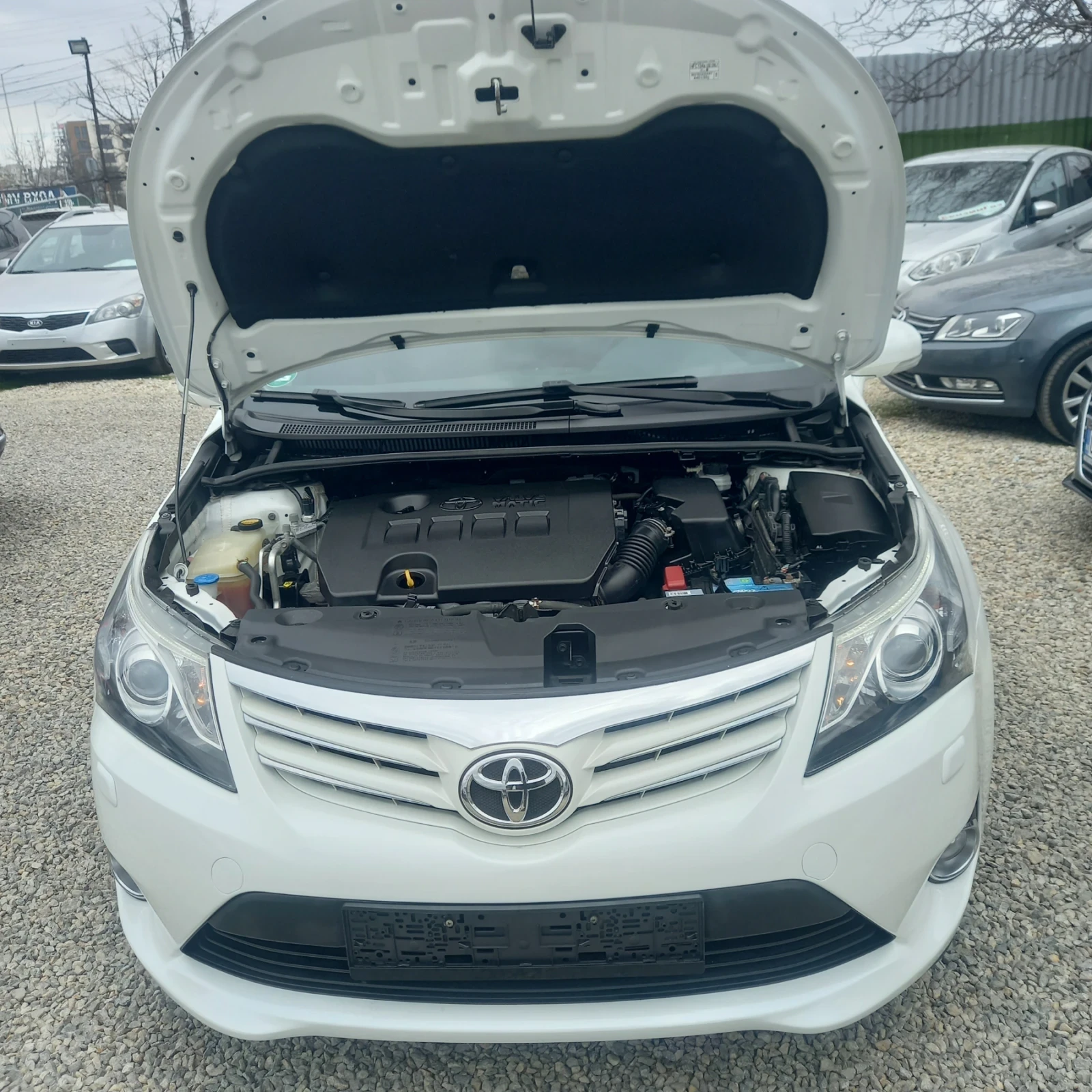 Toyota Avensis 1.8 147 ����  ������ | Mobile.bg � ����������� 16