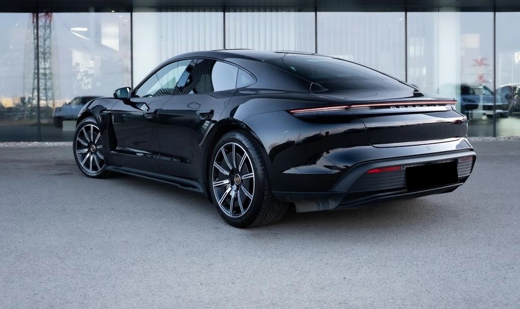 Porsche Taycan 4S Sport Chrono, снимка 3 - Автомобили и джипове - 54042716