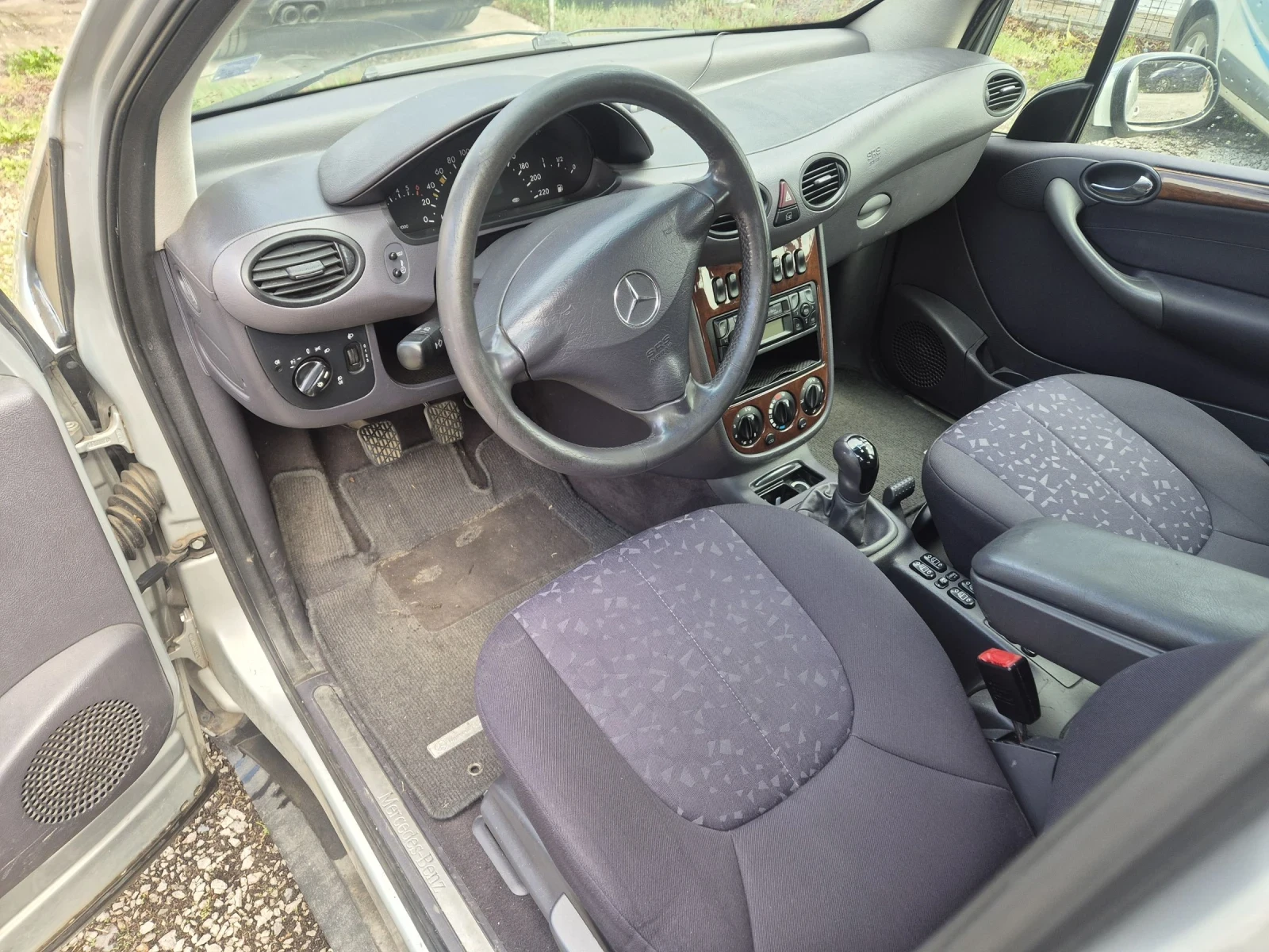 Mercedes-Benz A 160 1.6 elegance, снимка 9 - Автомобили и джипове - 54234528