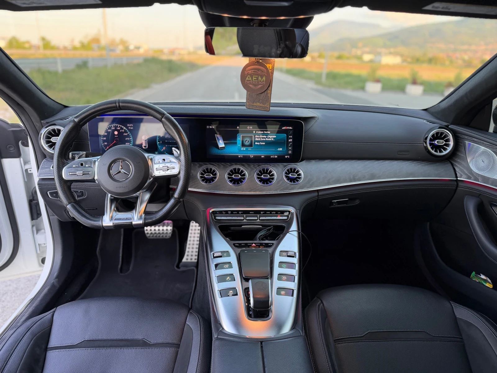 Mercedes-Benz AMG GT | Mobile.bg � ����������� 13