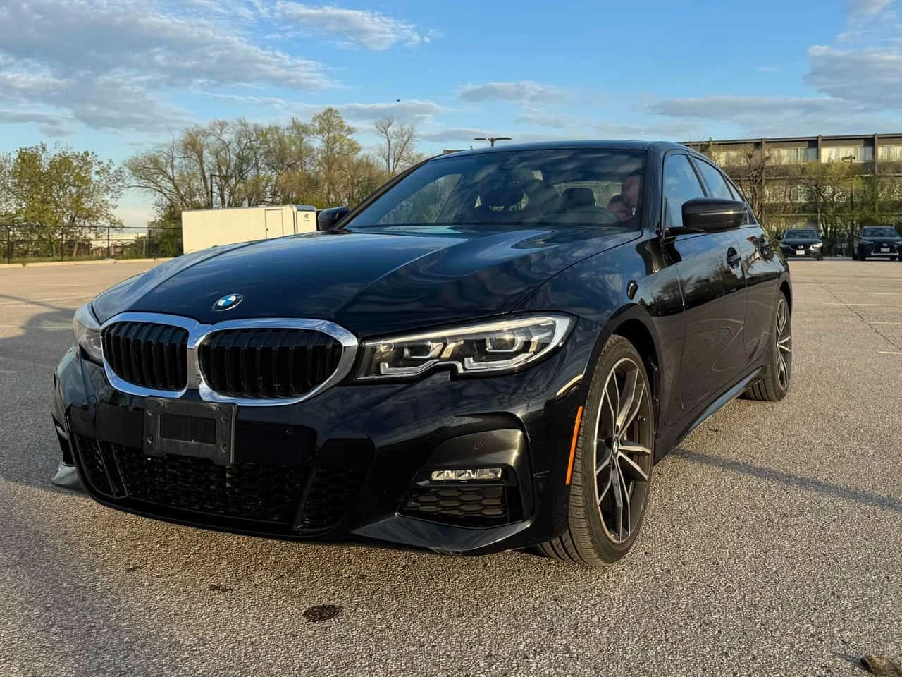 BMW 330 i xDrive * M-SPORT* АВТОКРЕДИТ* 
