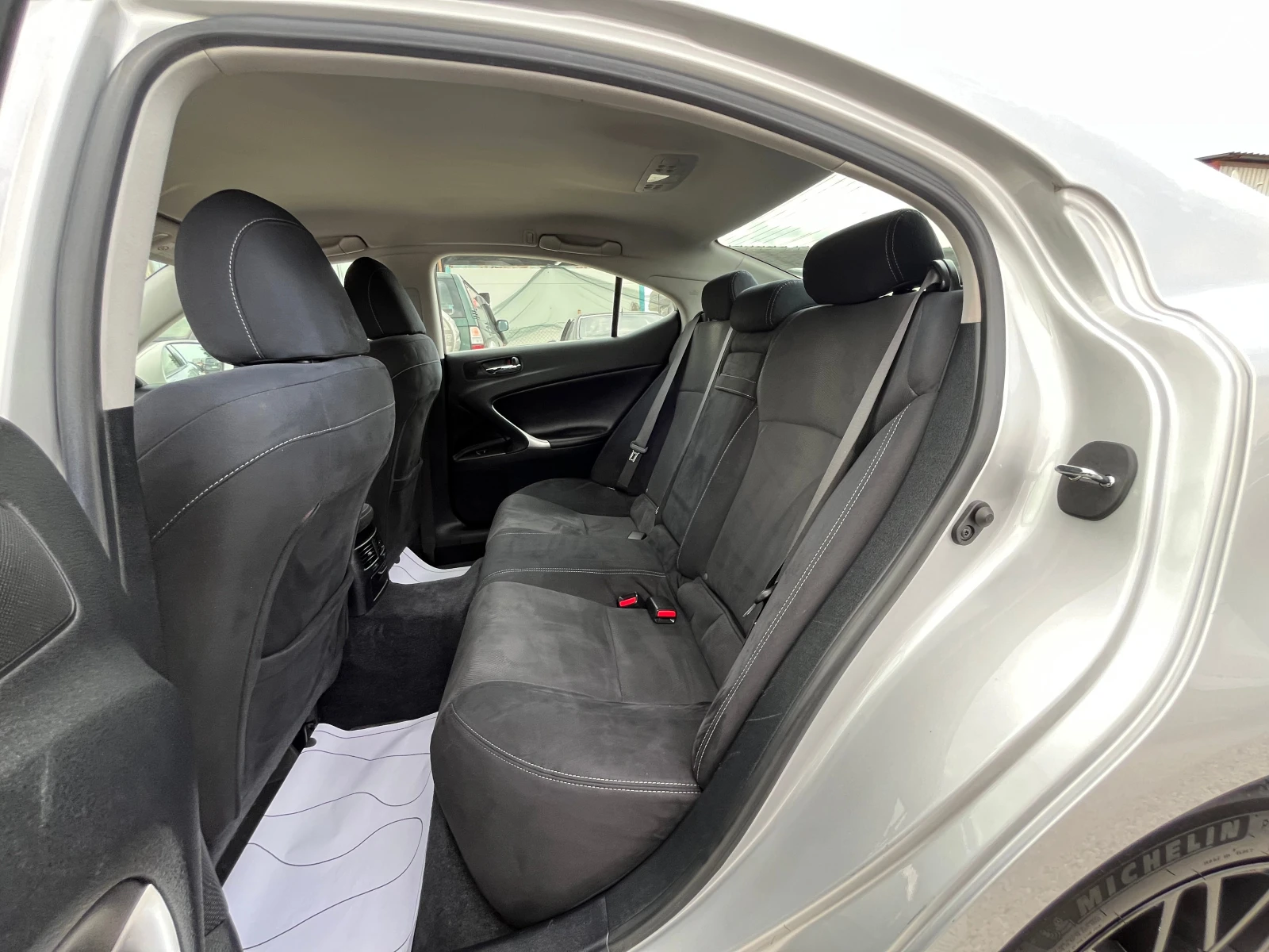 Lexus IS 220d IS220D, 177ck, 6 скорости, ЛИЗИНГ, снимка 14 - Автомобили и джипове - 54925461