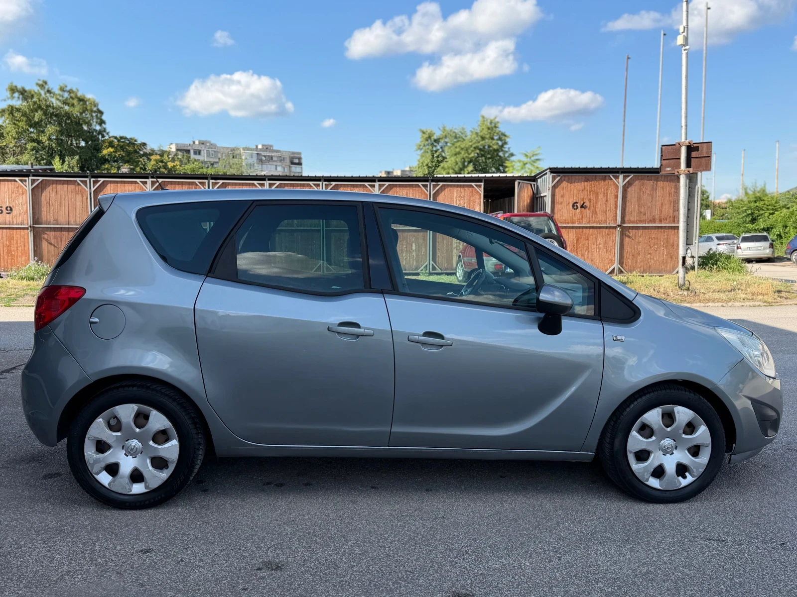 Opel Meriva 1.4 ГАЗ-БЕНЗИН, снимка 6 - Автомобили и джипове - 55052385