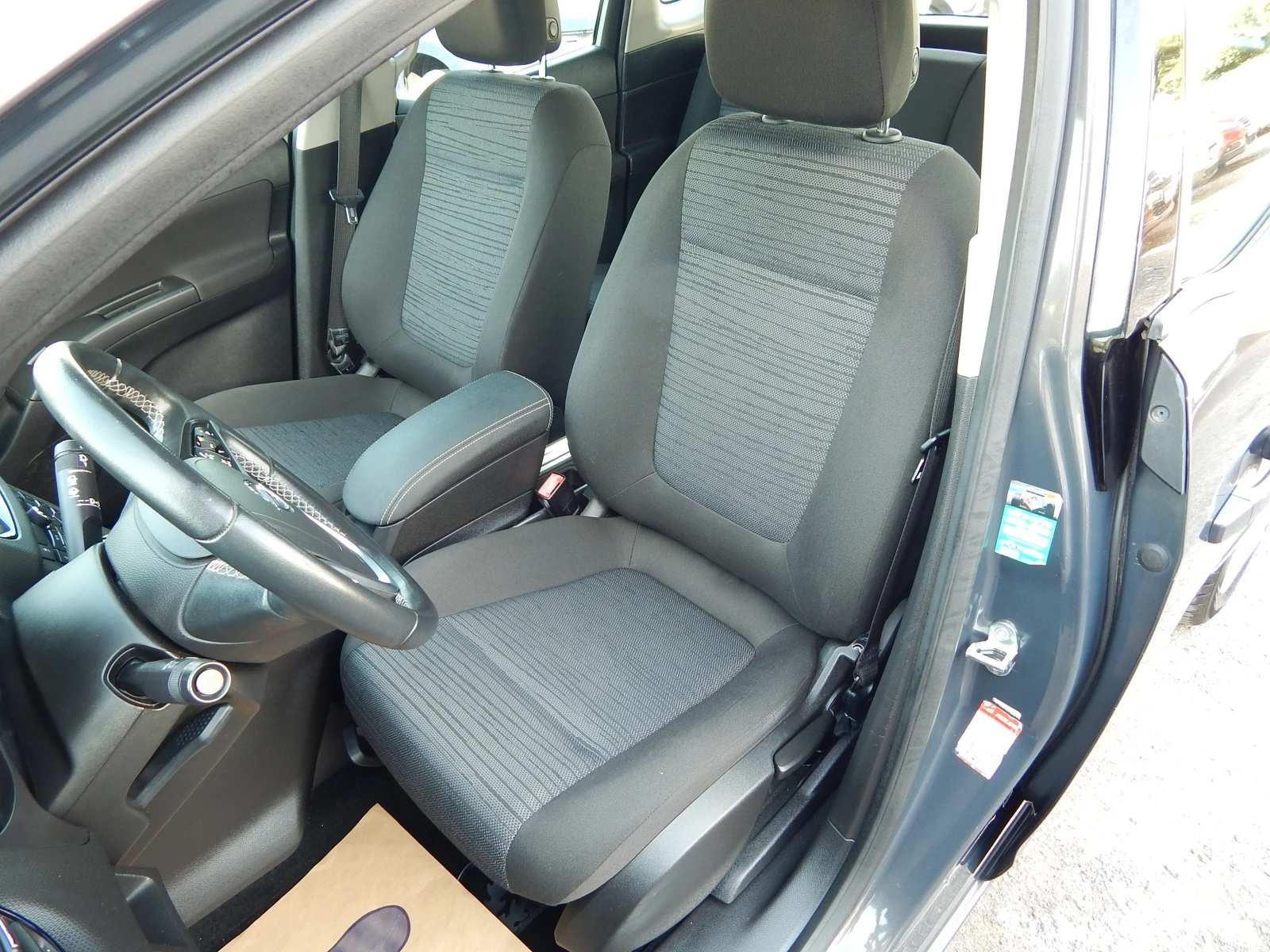 Opel Meriva 1.4i* 96000km.* КАТО НОВА* , снимка 14 - Автомобили и джипове - 55091098