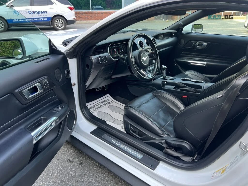 Ford Mustang EcoBoost Premium Coupe* АвтоКредит* (ЦЕНА ДО БГ), снимка 10 - Автомобили и джипове - 55235858