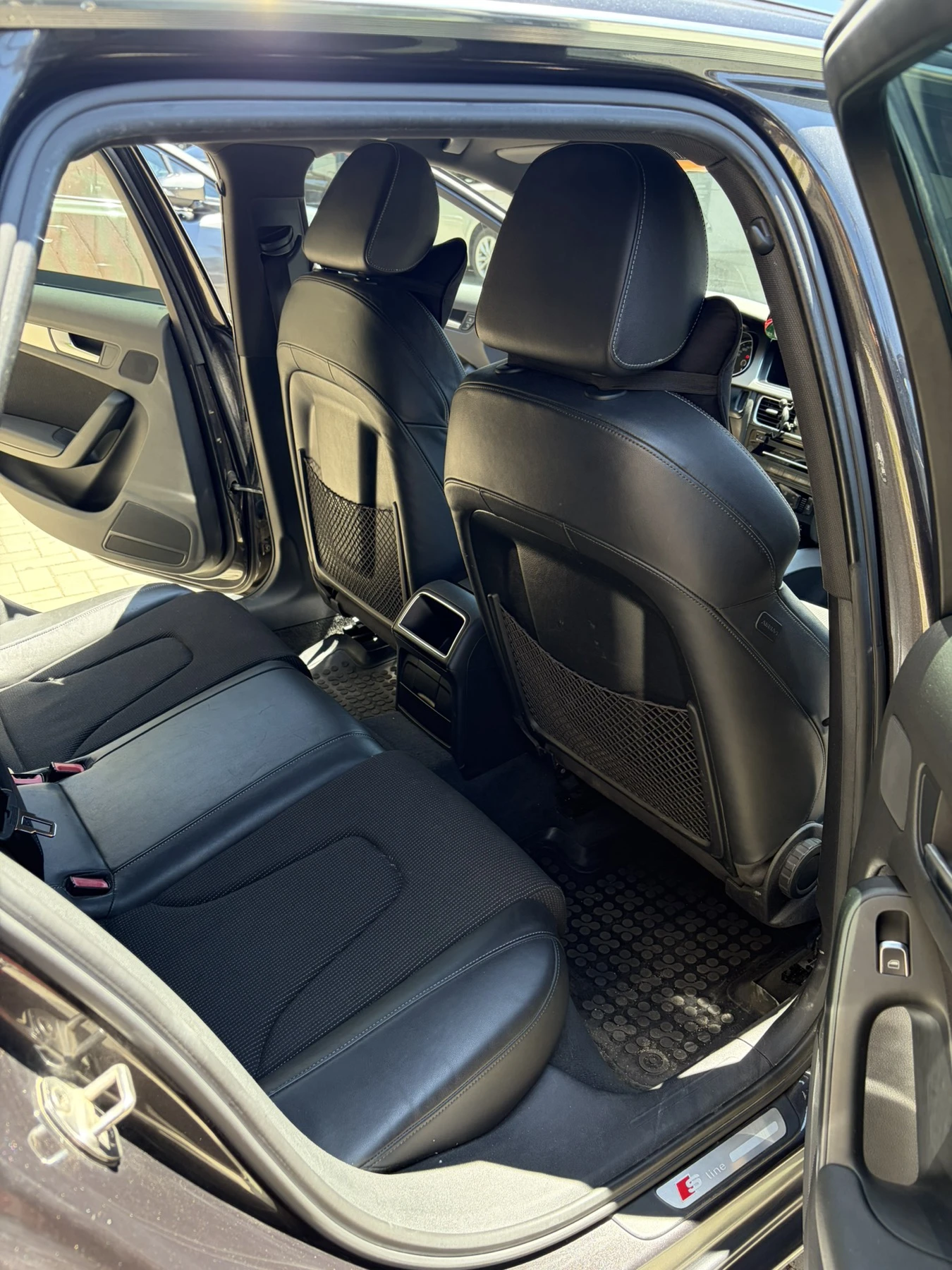 Audi A4 2.0 TDI S-Line, снимка 11 - Автомобили и джипове - 55270864