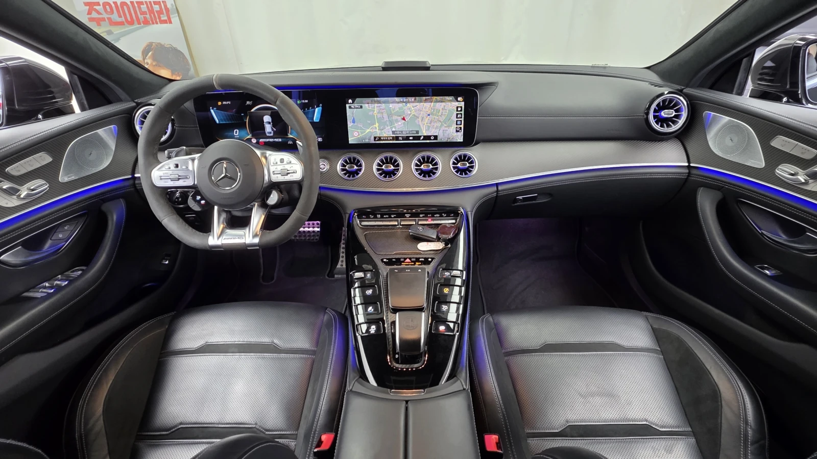 Mercedes-Benz AMG GT 63 S* HUD* BLIND SPOT* 360* ЕЛ. БАГАЖНИК* КРАЙНА Ц, снимка 7 - Автомобили и джипове - 55669103