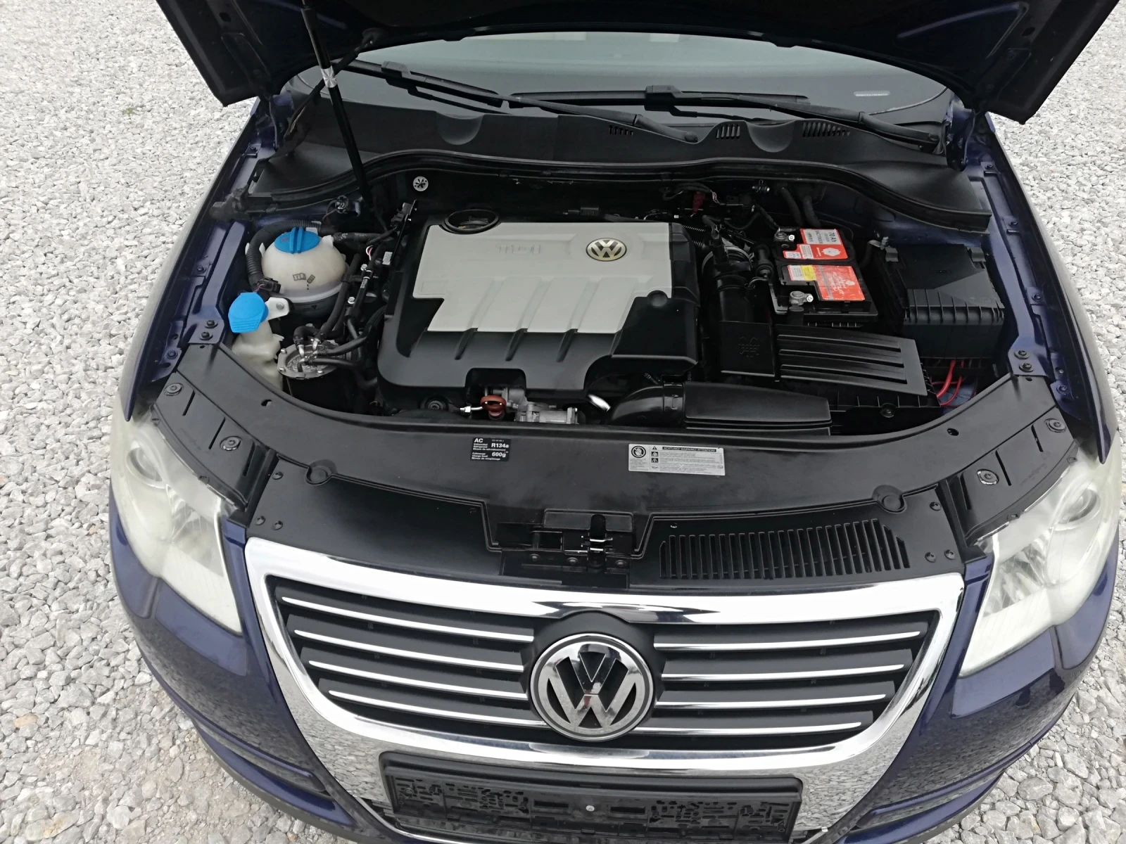 VW Passat 2.0TDI KLIMA ITALIA, снимка 16 - Автомобили и джипове - 55843558