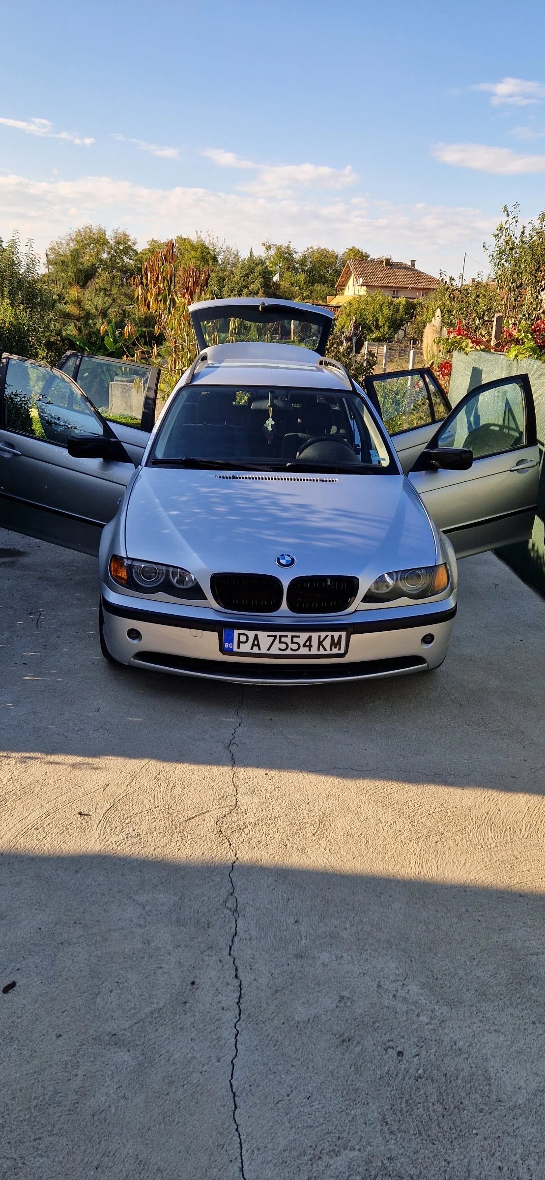 BMW 320, снимка 16 - Автомобили и джипове - 55931056