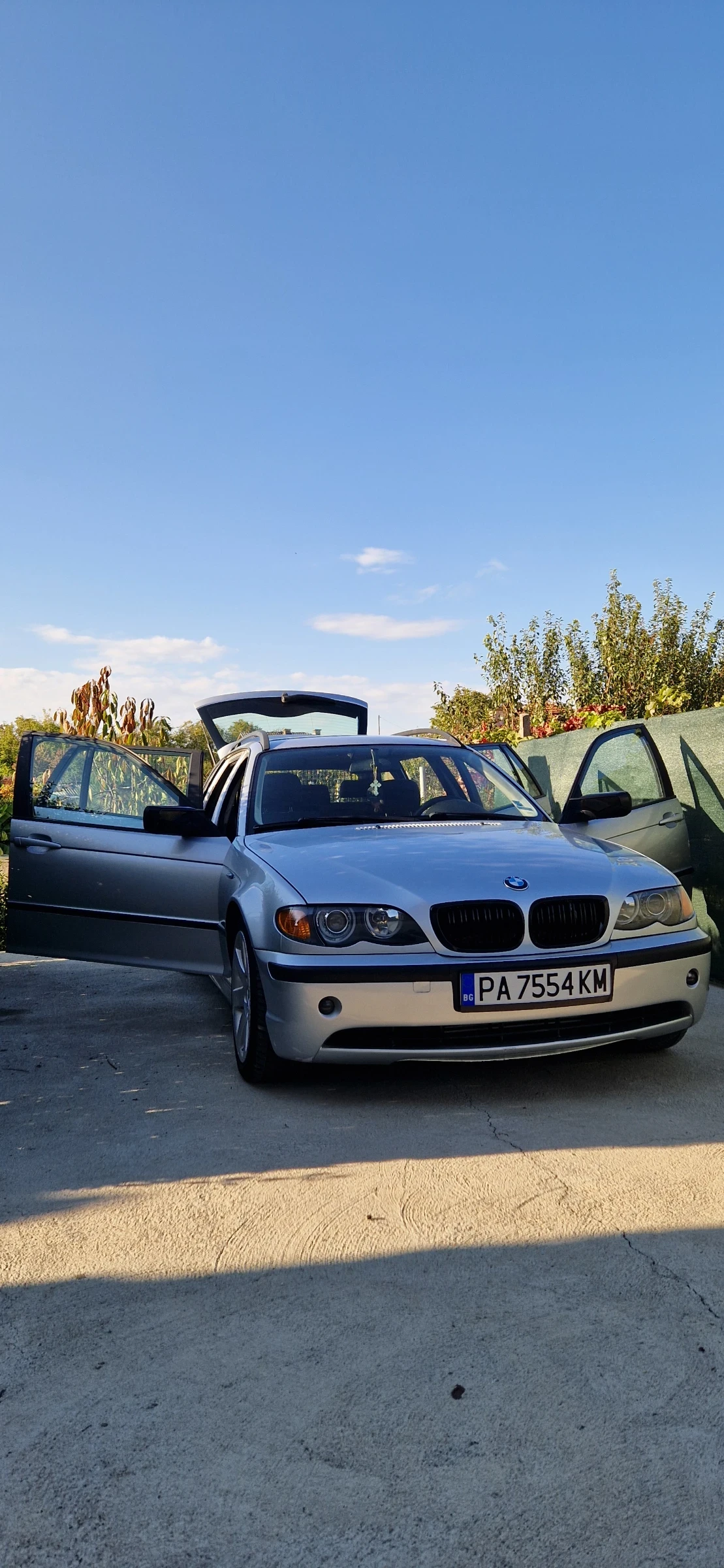 BMW 320, снимка 17 - Автомобили и джипове - 55931056