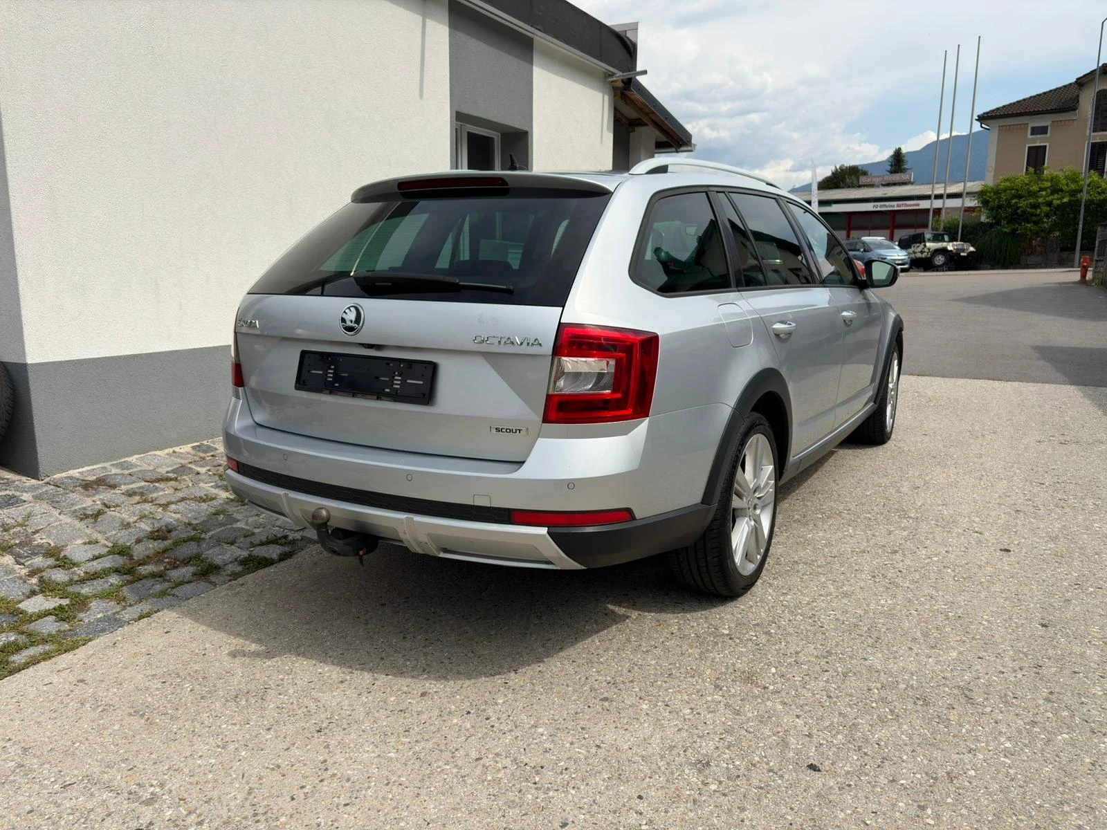Skoda Octavia Scout, снимка 4 - Автомобили и джипове - 55955613