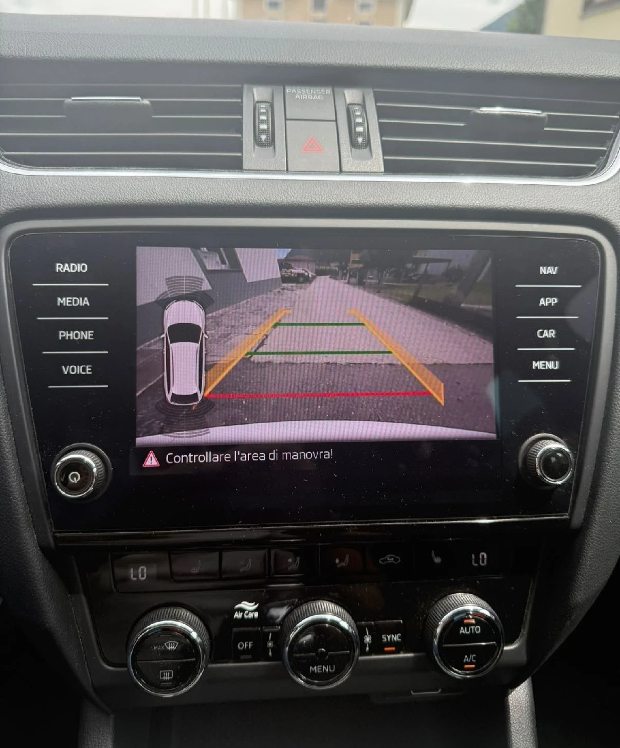 Skoda Octavia Scout, снимка 8 - Автомобили и джипове - 55955613