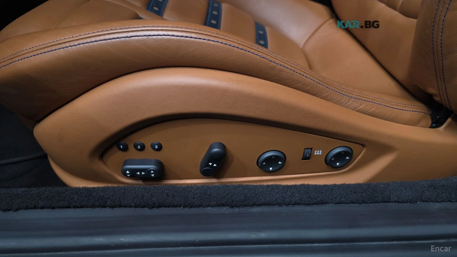 Ferrari California 4.3* V8* КОЖА* ПОДГРЕВ* КАМЕРА* , снимка 17 - Автомобили и джипове - 56168735