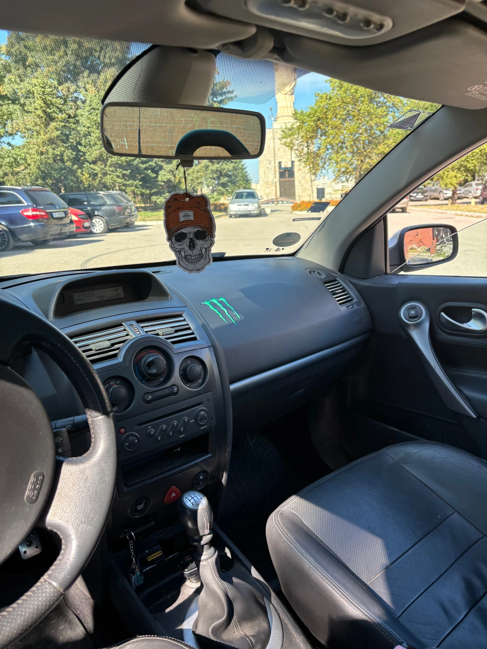 Renault Megane, снимка 4 - Автомобили и джипове - 56374446