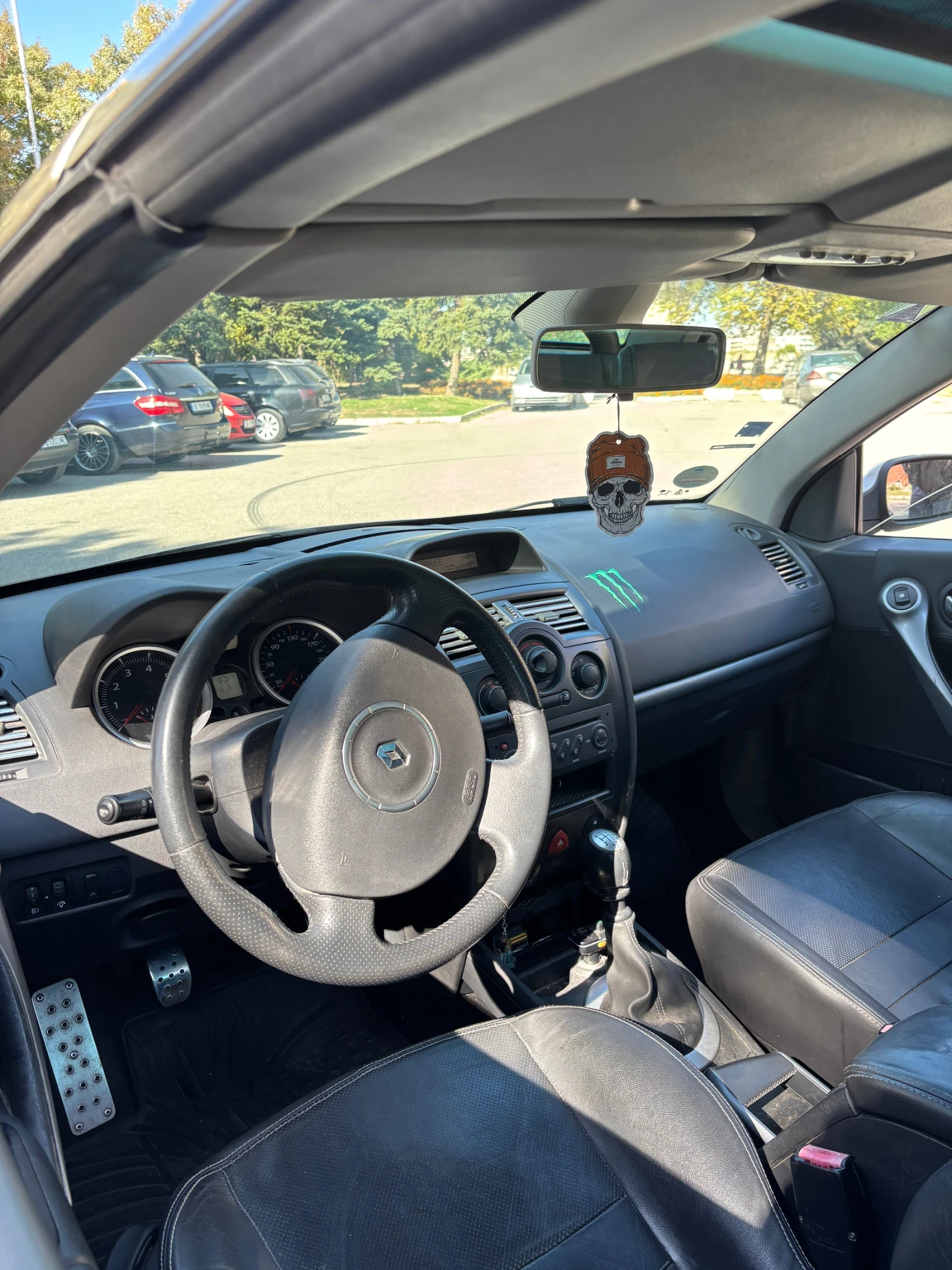 Renault Megane, снимка 7 - Автомобили и джипове - 56374446