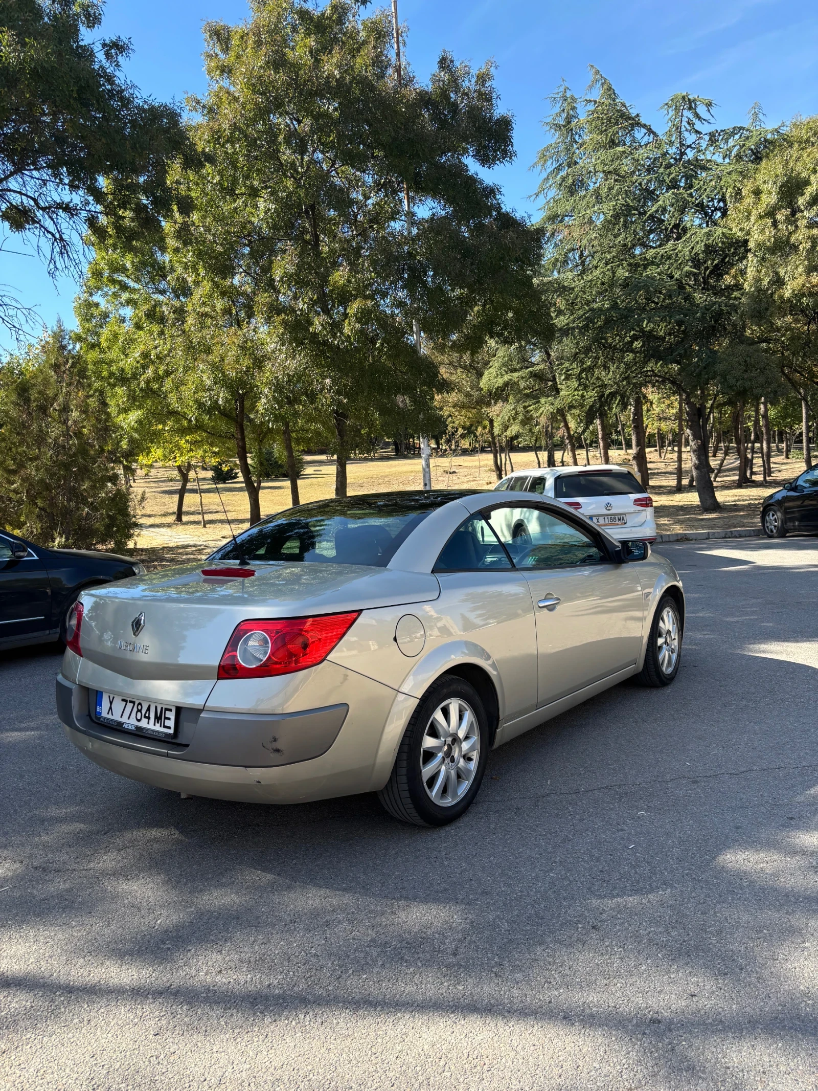 Renault Megane, снимка 8 - Автомобили и джипове - 56374446