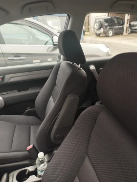 Honda Cr-v - 6600 € / 12908.48 лв. - 66678005 8