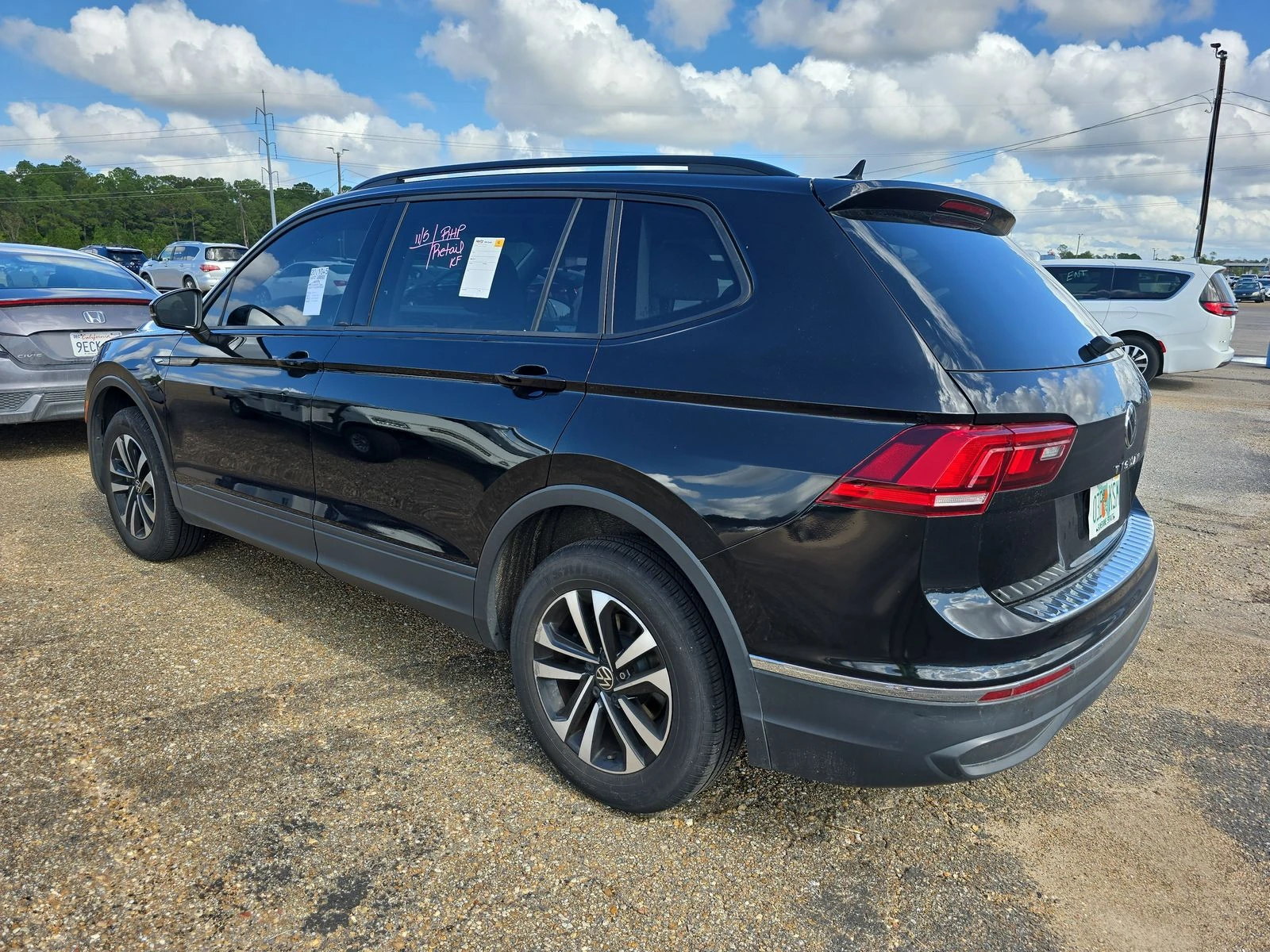 VW Tiguan Trendline* 4motion* Digital Cockpit* CarPlay - изображение 4