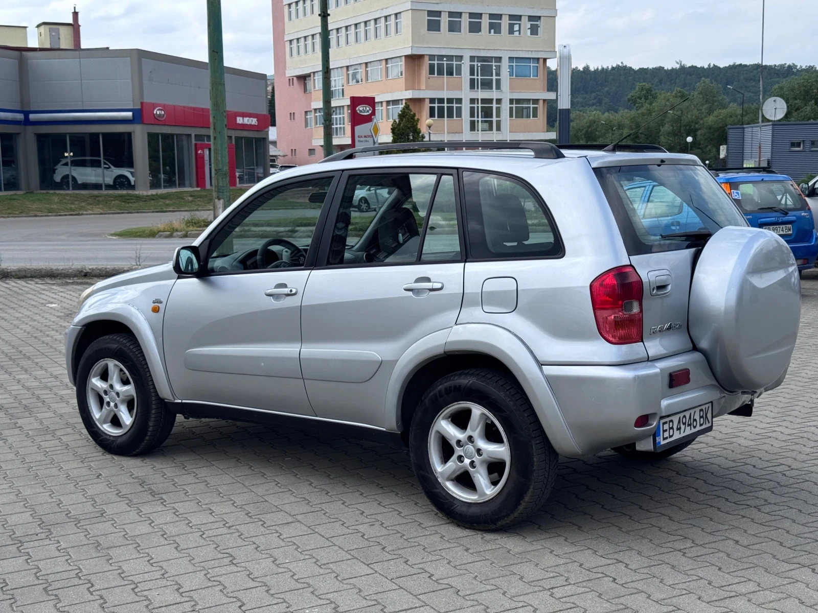 Toyota Rav4  - изображение 6