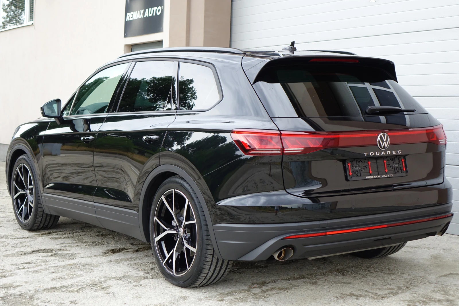 VW Touareg NEW MODEL* 4 MOTION* LED LIGHTS* 3000KM!!!  - изображение 7