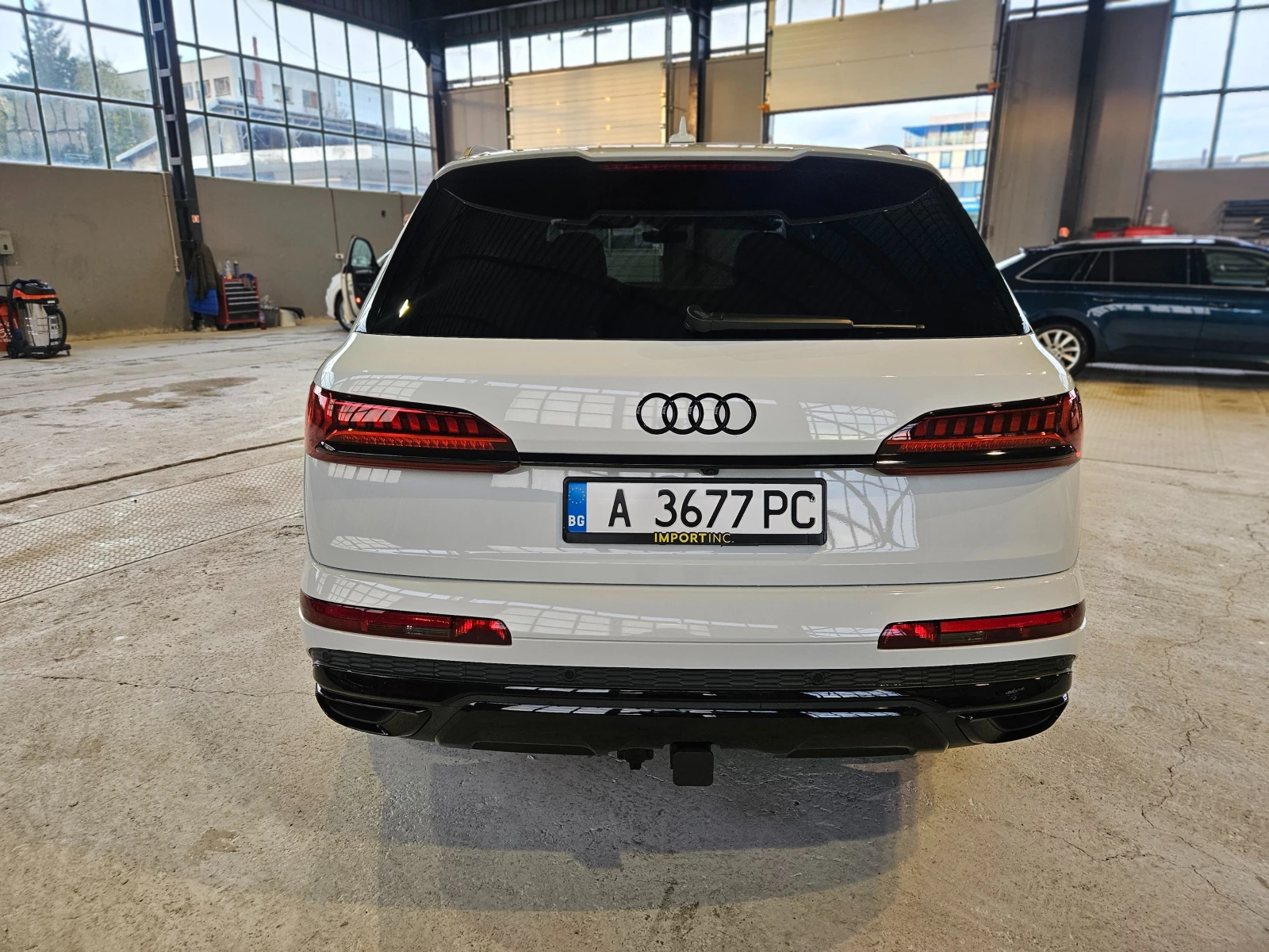 Audi Q7 Technik 69 Хил. Км - изображение 6