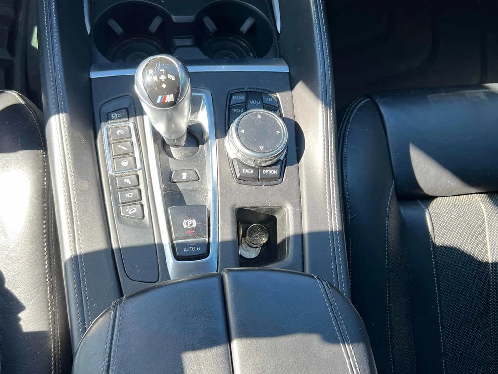 BMW X5M * AWD 4dr * CARFAX * БЕЗ ПЪРВОНАЧАЛНА ВНОСКА - изображение 10