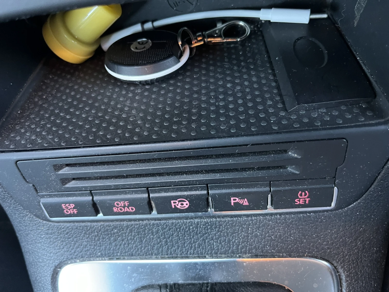 VW Tiguan 5N 2.0 TDI 4MOTION, снимка 11 - Автомобили и джипове - 53816603