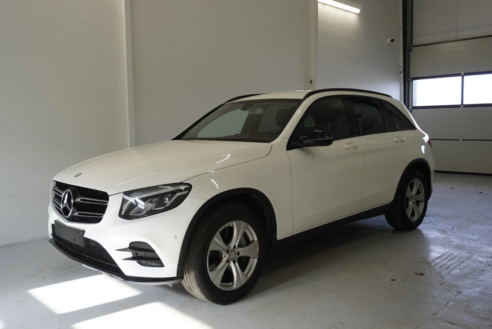 Mercedes-Benz GLC 250 AMG PACK SERVICE BOOK