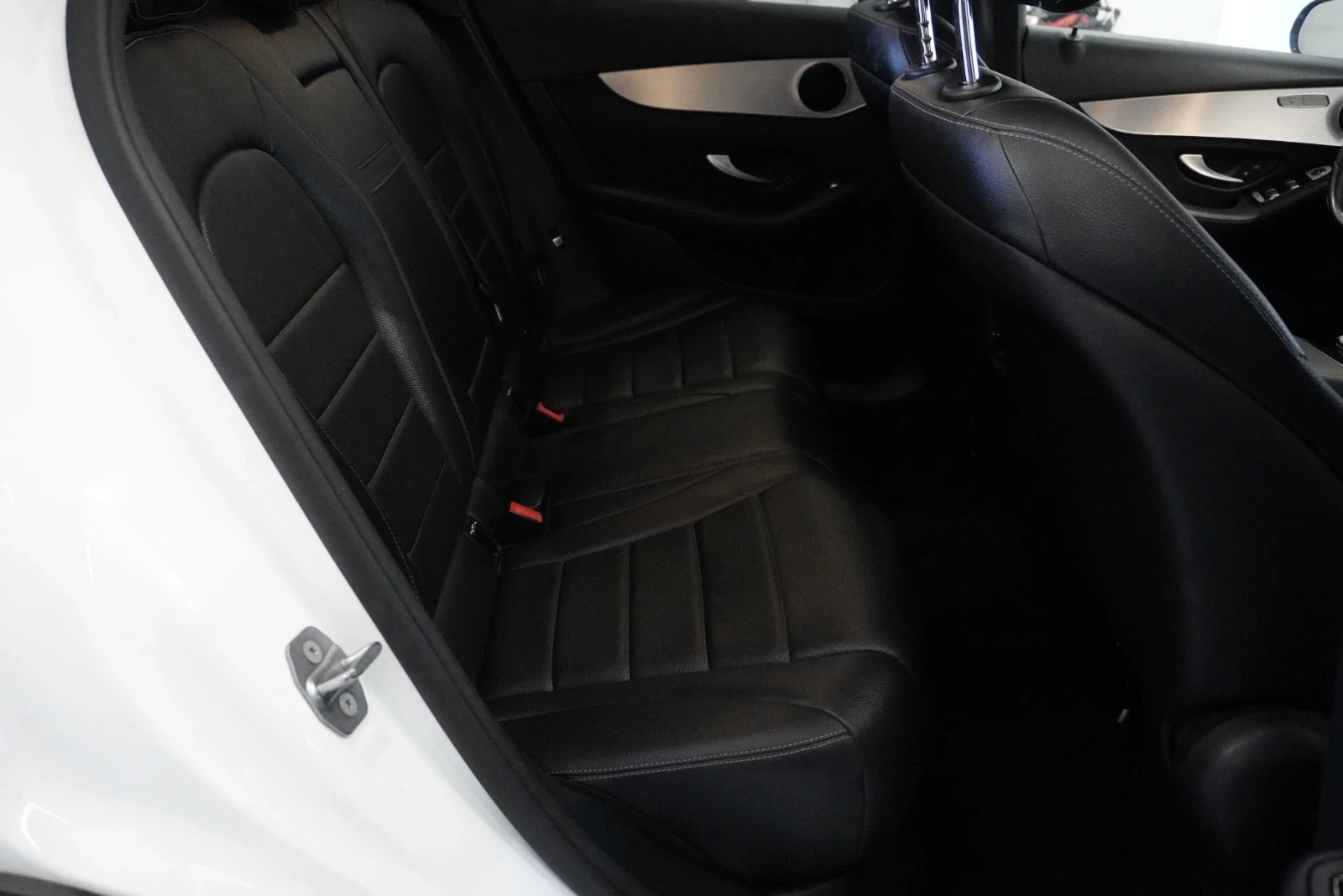 Mercedes-Benz GLC 250 AMG PACK SERVICE BOOK, снимка 12 - Автомобили и джипове - 54495746