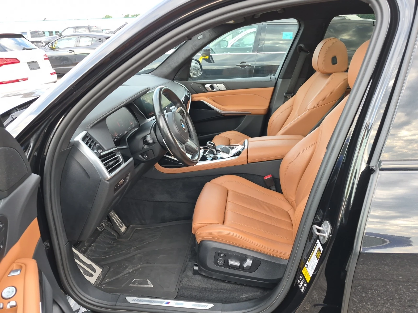 BMW X7 XDRIVE40I/7 МЕСТЕН/Blind Spot/WOOD TRIM/CARFAX, снимка 9 - Автомобили и джипове - 55165716