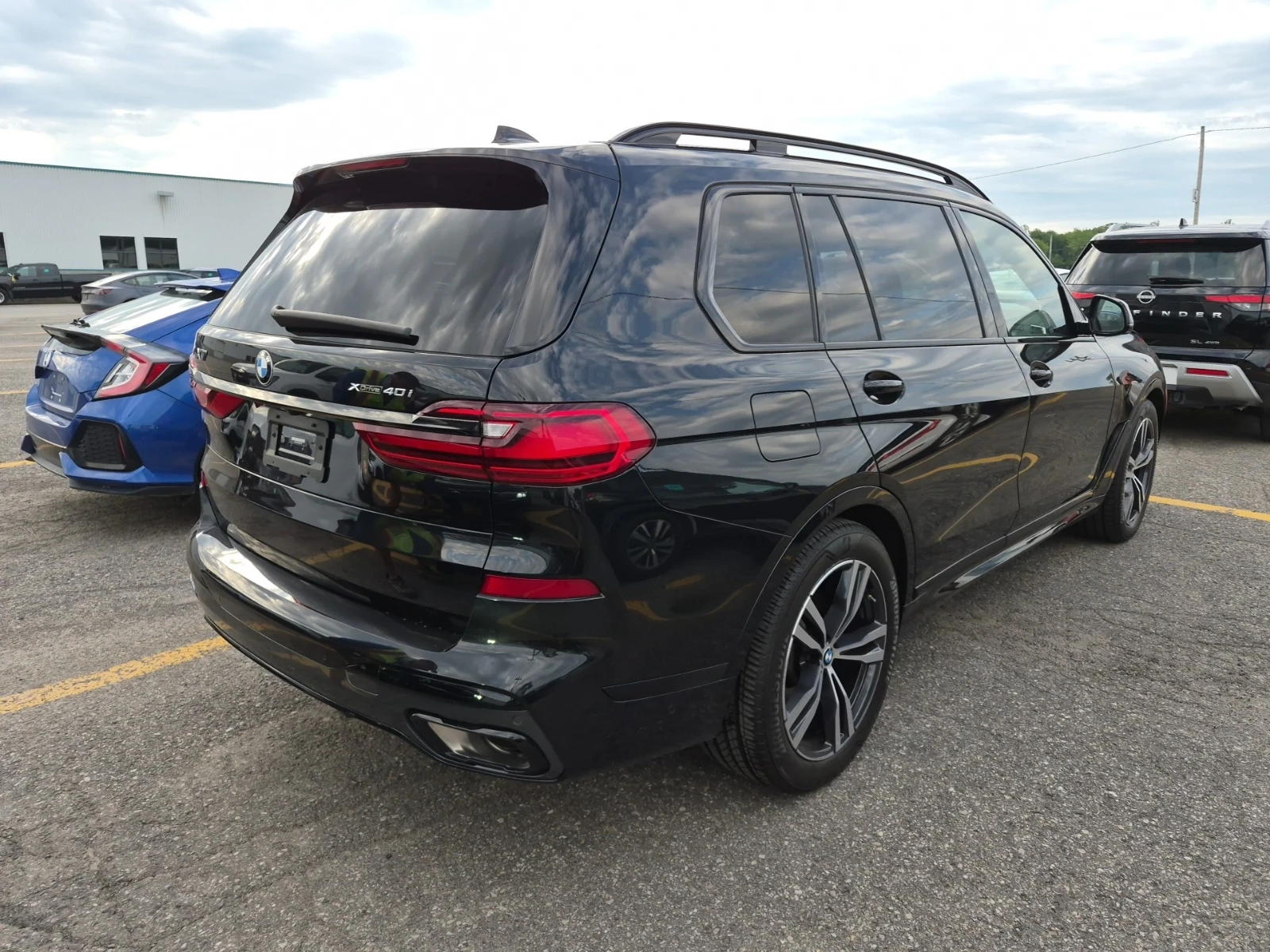 BMW X7 XDRIVE40I/7 МЕСТЕН/Blind Spot/WOOD TRIM/CARFAX, снимка 3 - Автомобили и джипове - 55165716