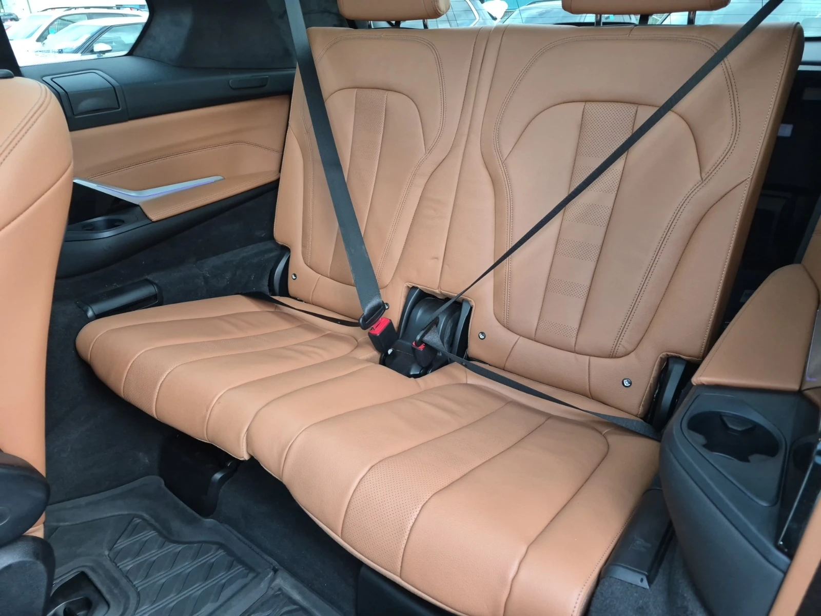 BMW X7 XDRIVE40I/7 МЕСТЕН/Blind Spot/WOOD TRIM/CARFAX, снимка 11 - Автомобили и джипове - 55165716