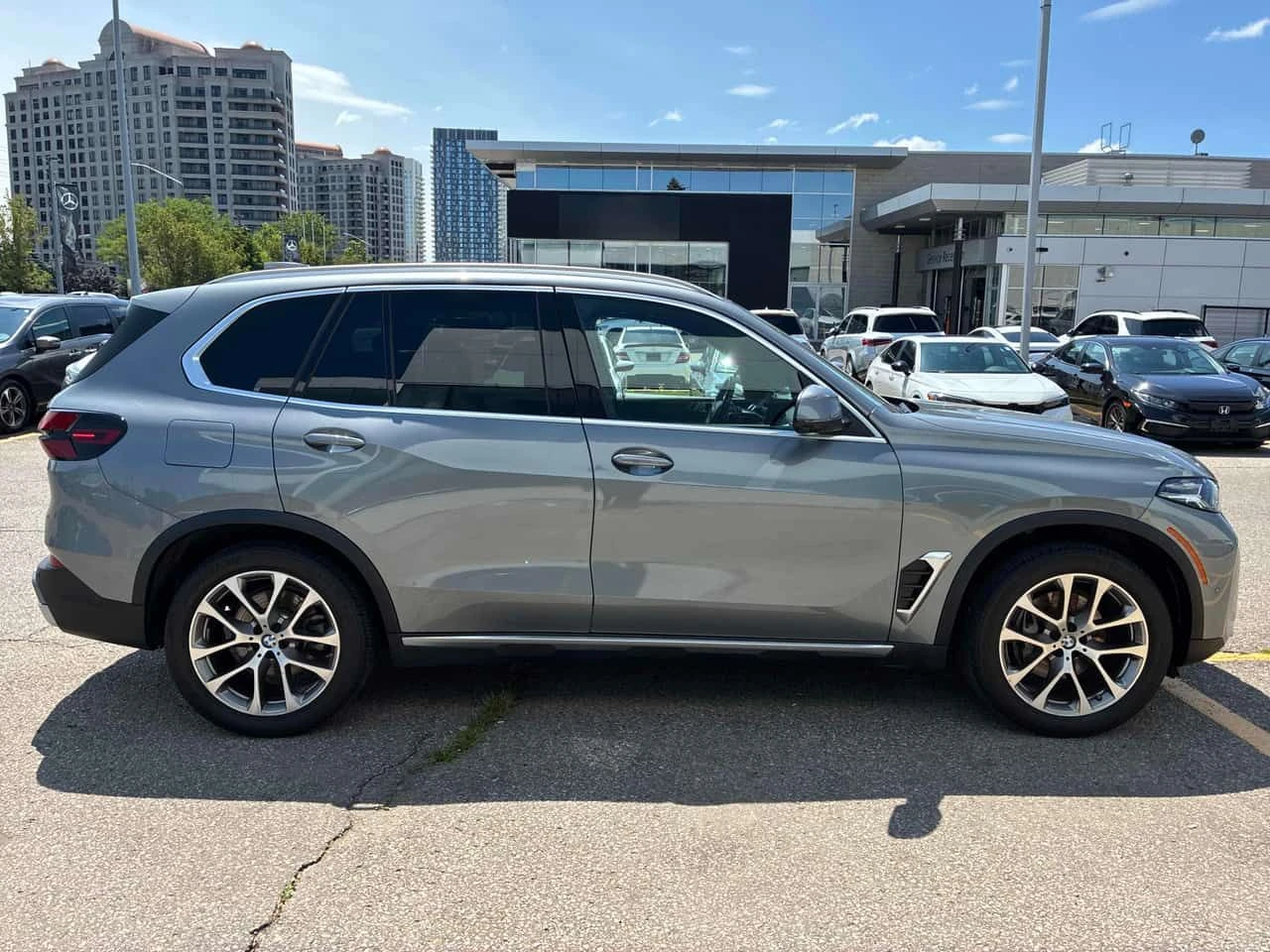 BMW X5 XDRIVE40I* DISTRONIC* LASER* ОБДУХВАНЕ* H/K* , снимка 3 - Автомобили и джипове - 55574350
