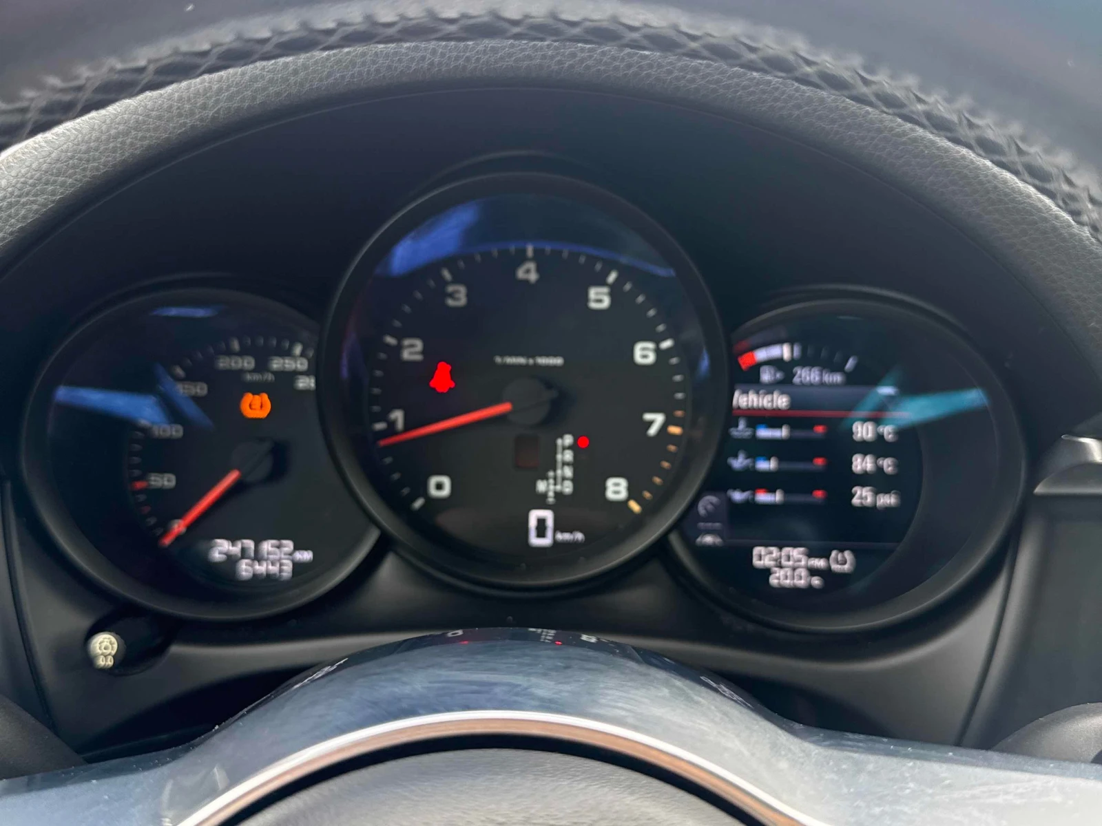 Porsche Macan  AWD / BOSE / CARFAX / АВТОКРЕДИТ , снимка 8 - Автомобили и джипове - 55857067