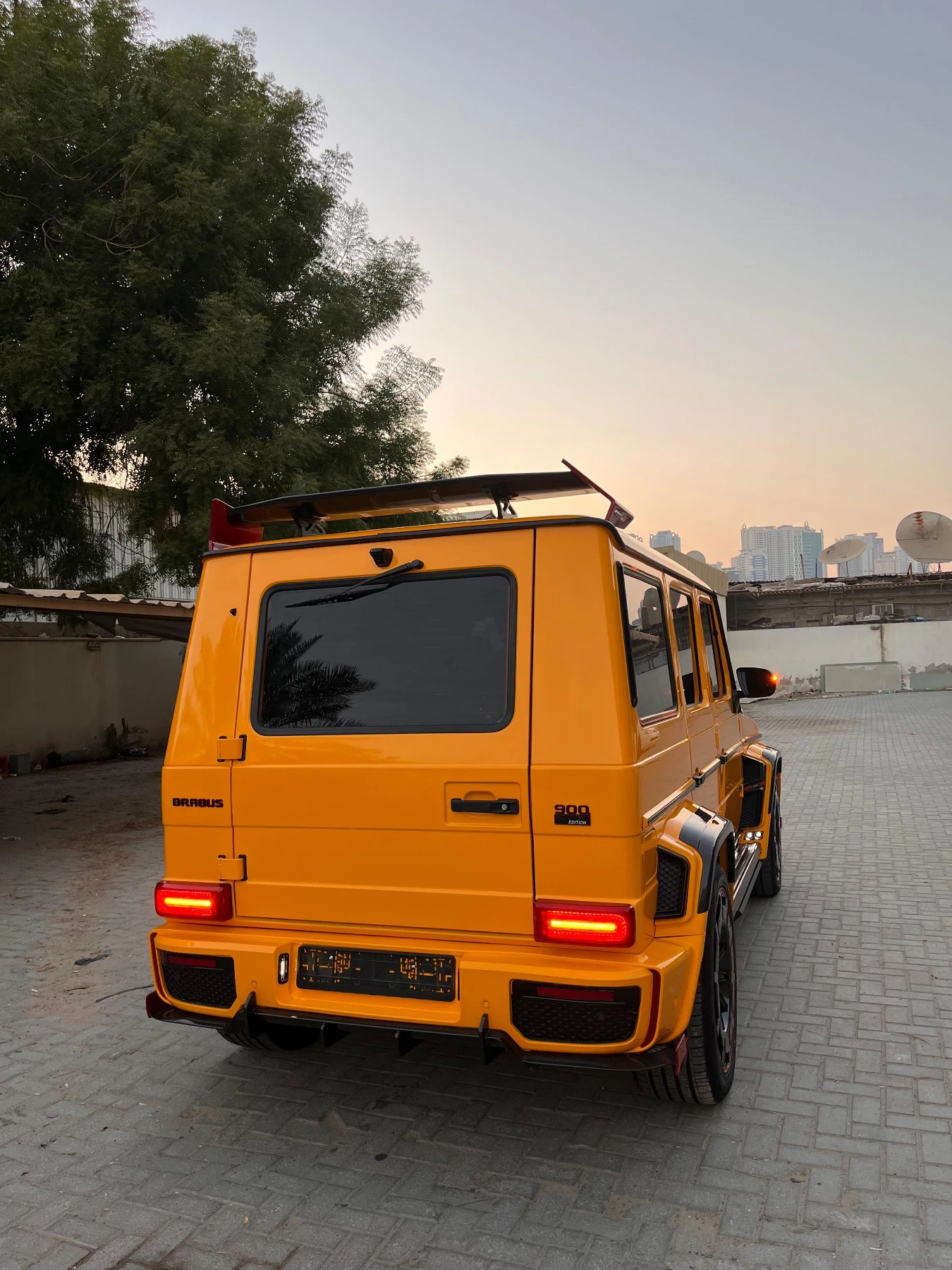 Mercedes-Benz G 55 AMG G55 BRABUS ROCKET 900, снимка 5 - Автомобили и джипове - 56304543