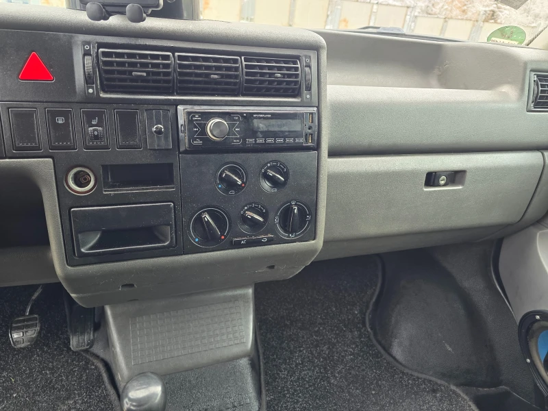 VW T4 2.5 TDI 102 PS, снимка 2 - Бусове и автобуси - 53354124
