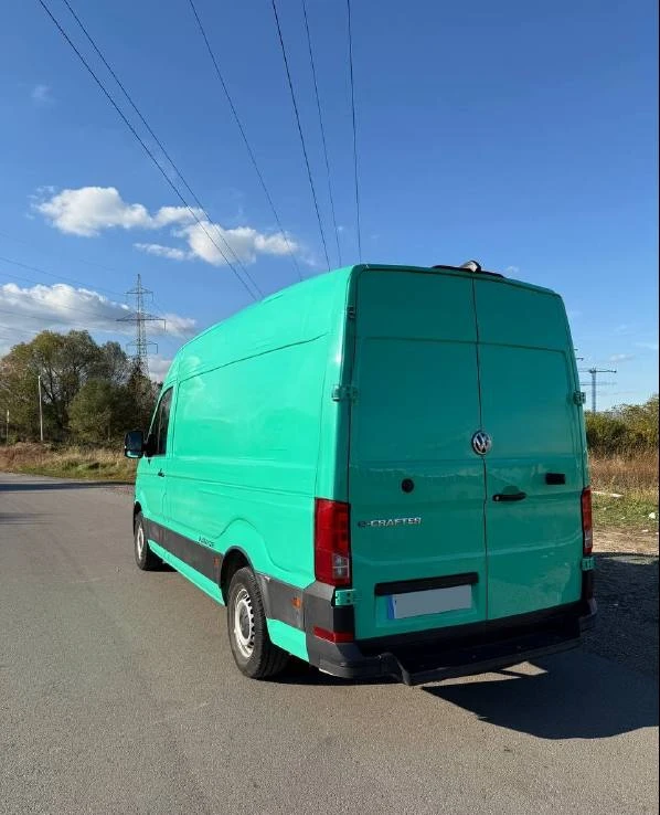 VW Crafter, снимка 4 - Бусове и автобуси - 49586597