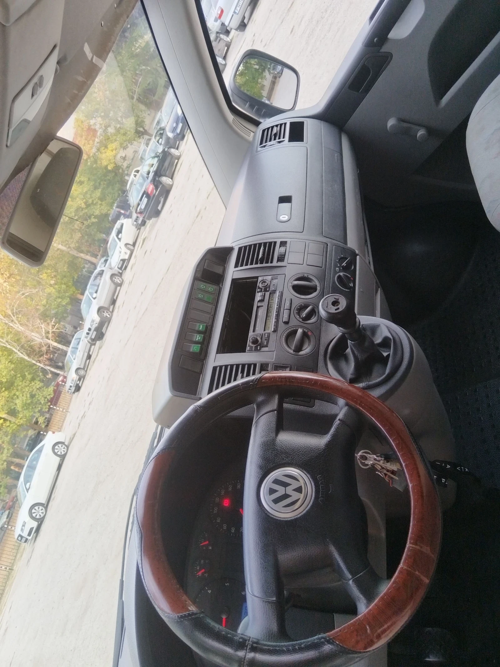 VW T5 | Mobile.bg   4