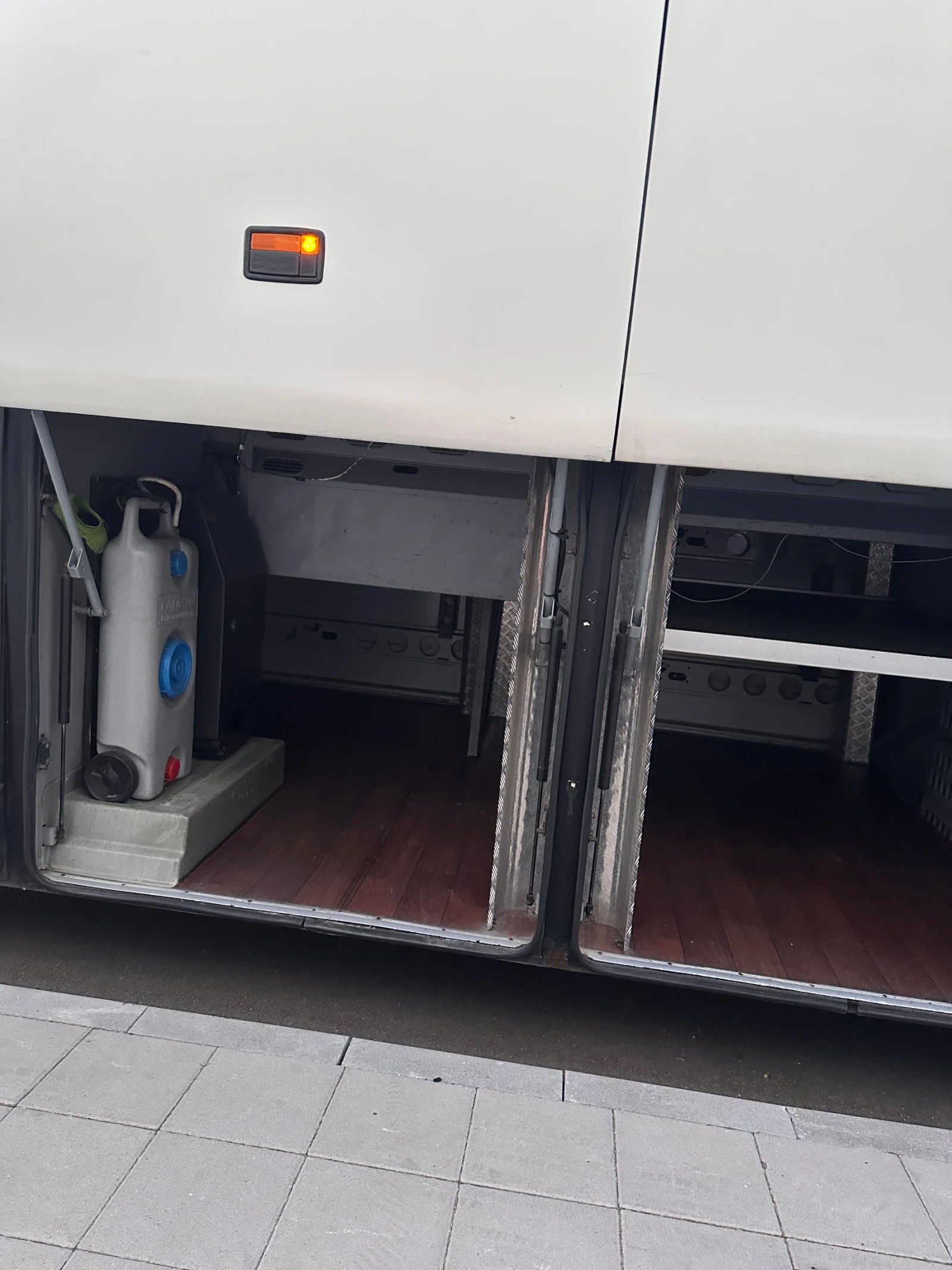 Setra 417 HDH, снимка 8 - Бусове и автобуси - 56349025
