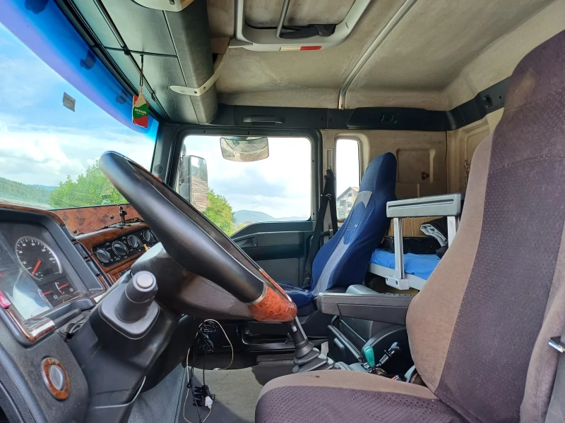 Man Tga 33.530 6х4 кран Epsilon, снимка 11 - Камиони - 49703501