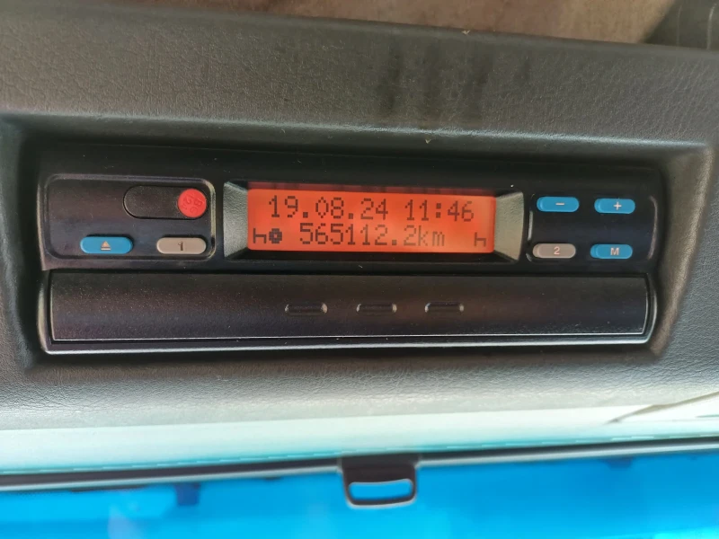 Man Tga 33.530 6х4 кран Epsilon, снимка 8 - Камиони - 49703501