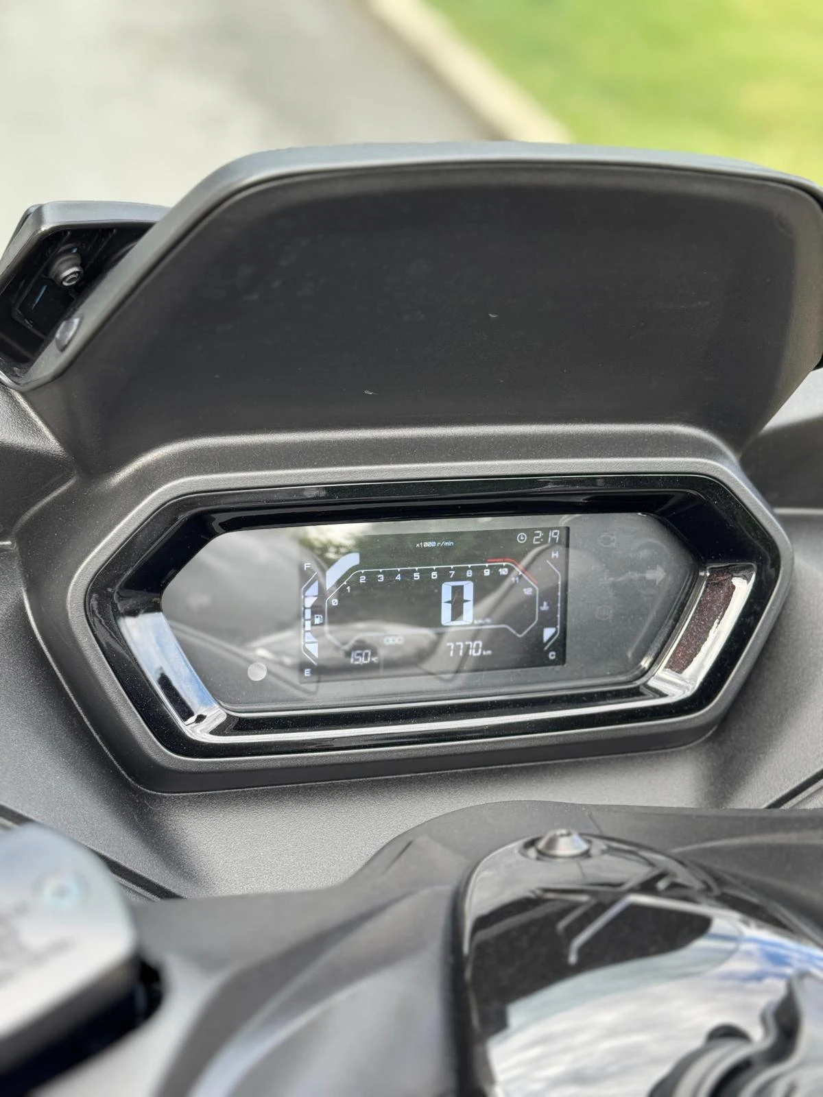 Yamaha X-max 300 - изображение 7