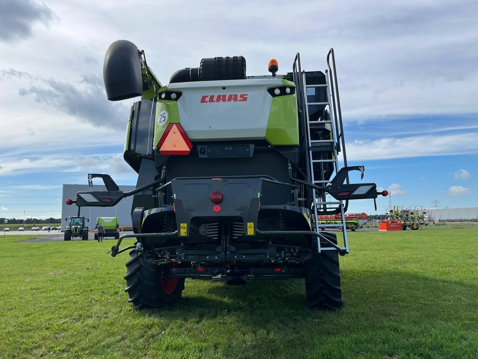 Комбайн Claas Lexion 6800 - изображение 3