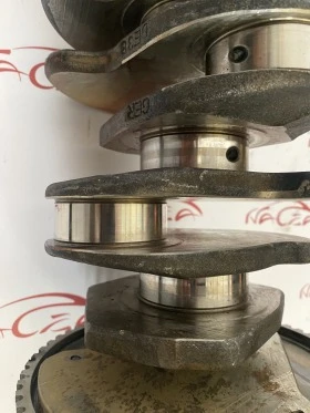 Колянов вал за VW R36  - 03H105101H 03H105101J CDV, снимка 5