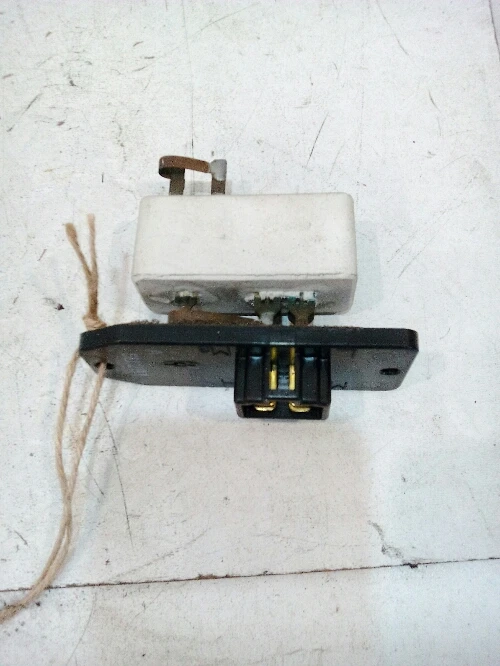 Реостат парно Мицубиши Спейс Стар