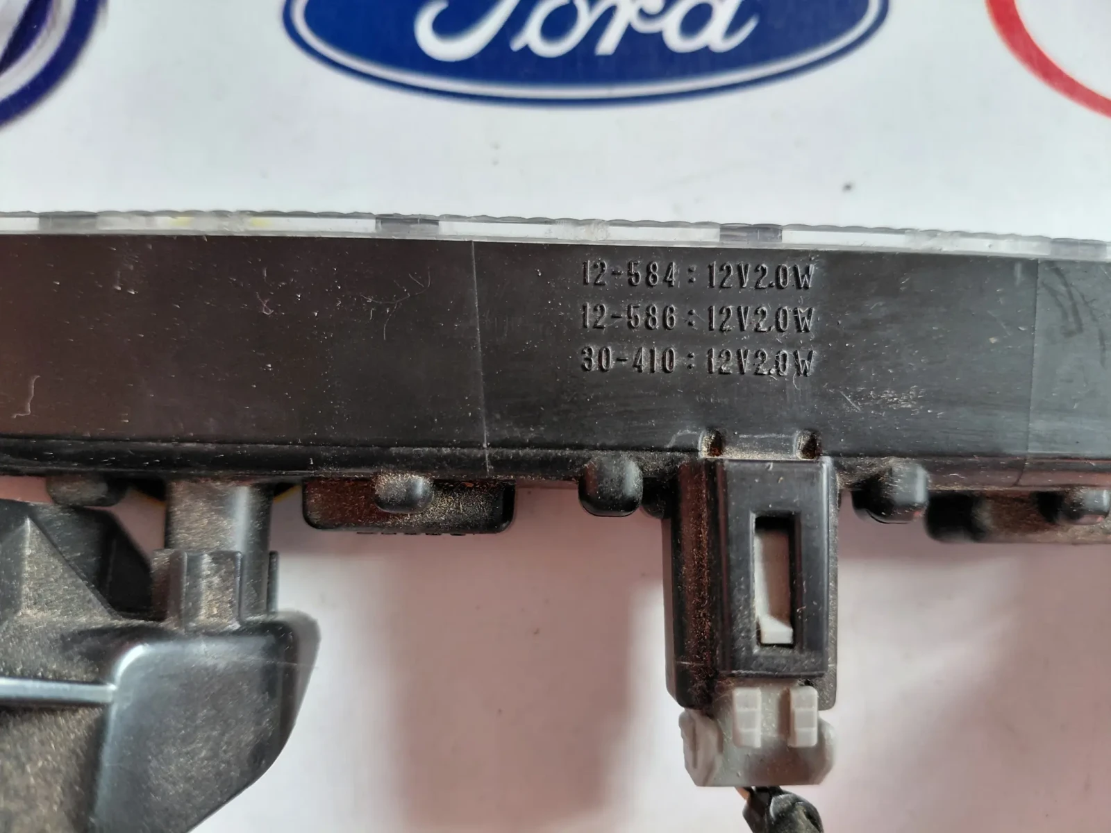 30-410:12V2.0W ����� ���� Toyota Auris E180  ������ 8157012440 | Mobile.bg � ����������� 3