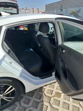 Hyundai Ioniq 1.6 Plug In Hybrid Premium Промо , снимка 7