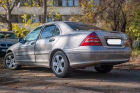     Mercedes-Benz C 200 CDI